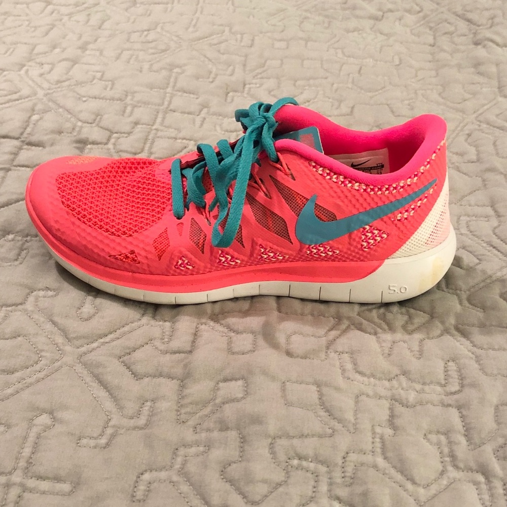 Women’s Nike Free Running Shoes